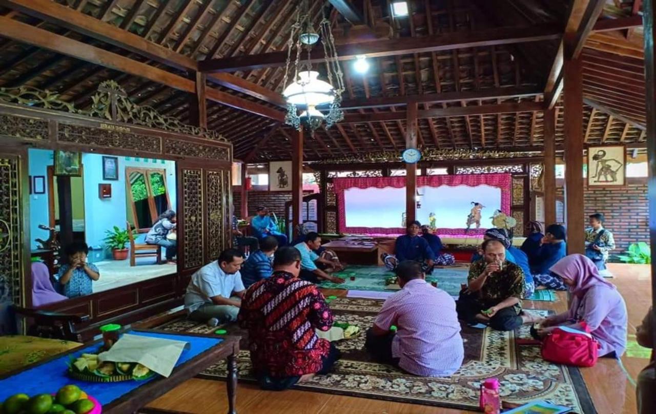 Nara Homestay Syariah Mangunan Ngoại thất bức ảnh